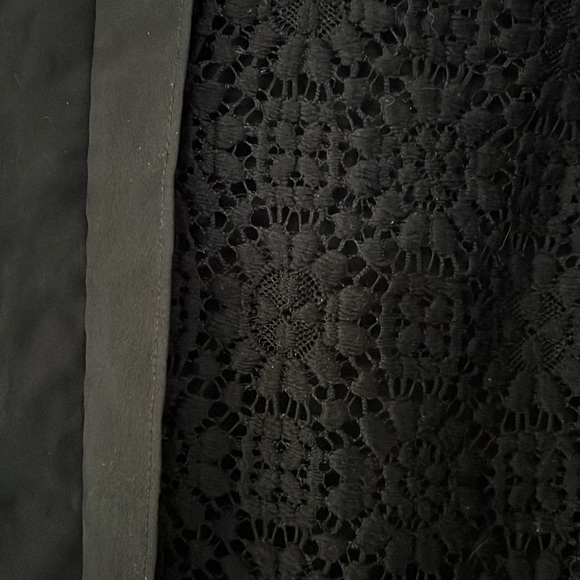 Beautiful Talbots blouse with lace overlay. Like new condition. - Picture 2 of 6